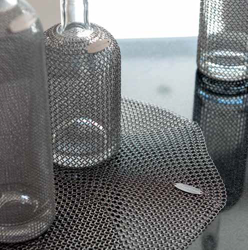 Chainmail bottle
